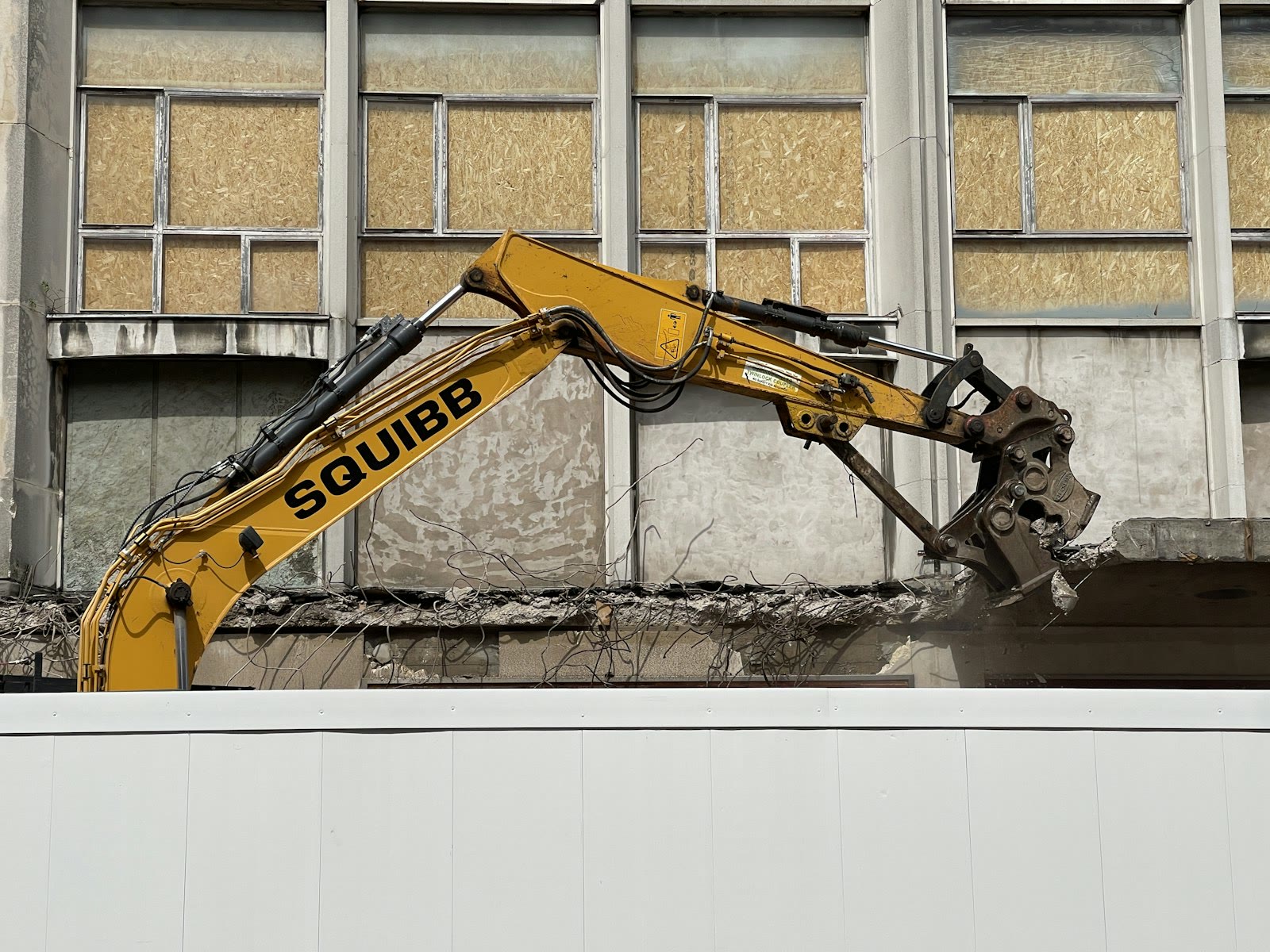 a yellow and black machine